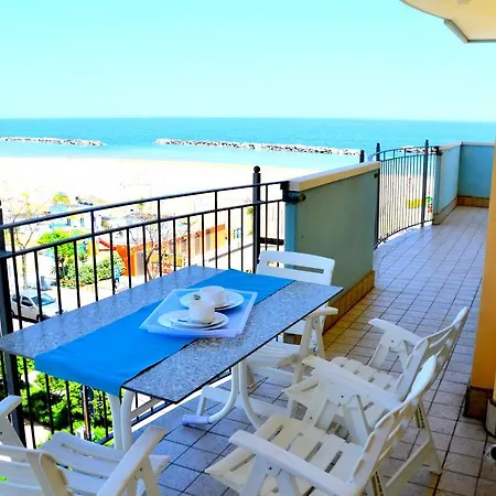 Frontemare Apart Otel 2*