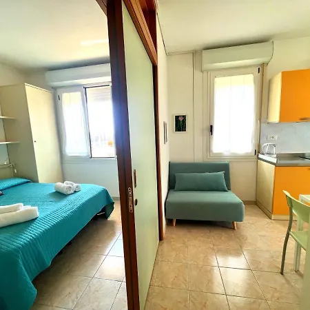 Frontemare アパートホテル