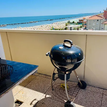 Hotel apartamentowy Frontemare Rimini