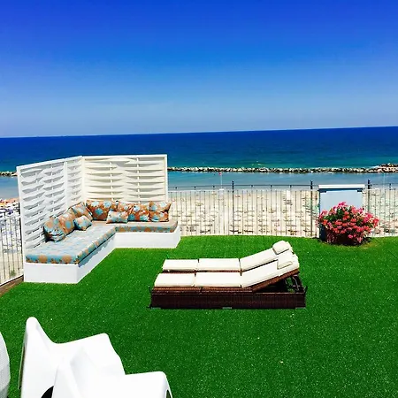 Apart-hotel Frontemare 2*