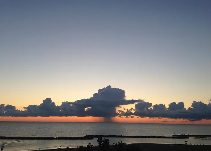 Hotel apartamentowy Frontemare