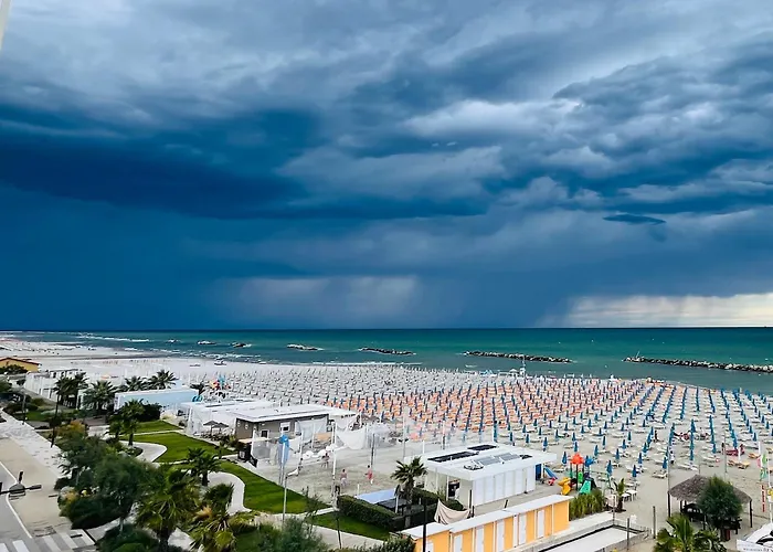 Aparthotel Frontemare 2*